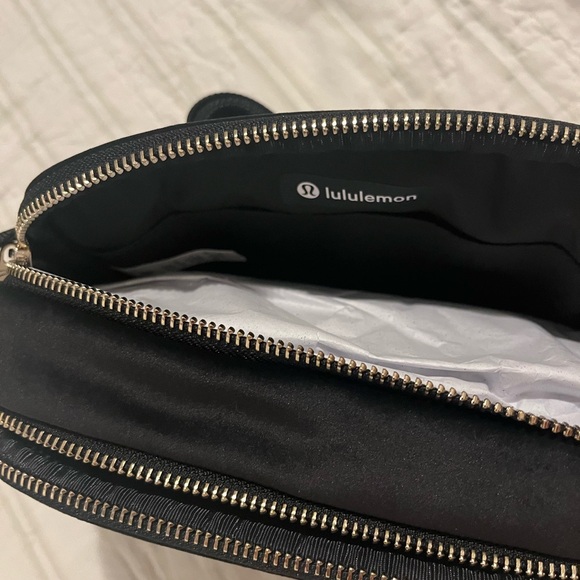 lululemon athletica Black Quilted Crossbody Bag - Picture 6 of 6